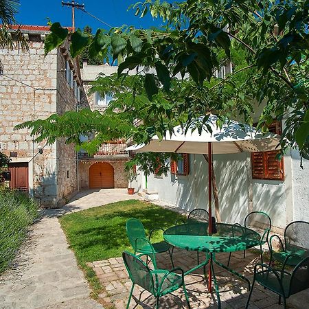 Apartment Dalmatian Garden Šibenik Dış mekan fotoğraf