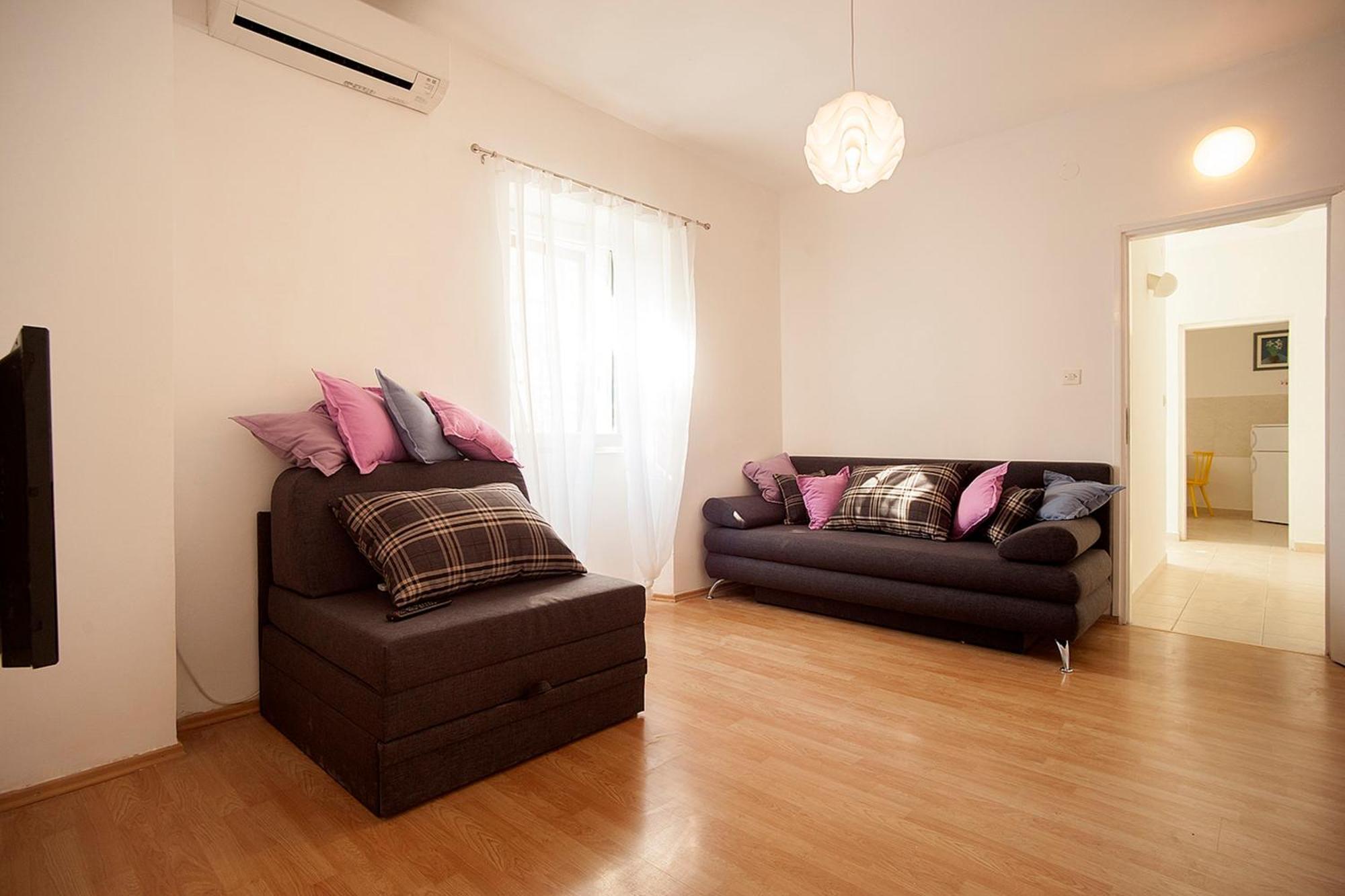 Apartment Dalmatian Garden Šibenik Dış mekan fotoğraf