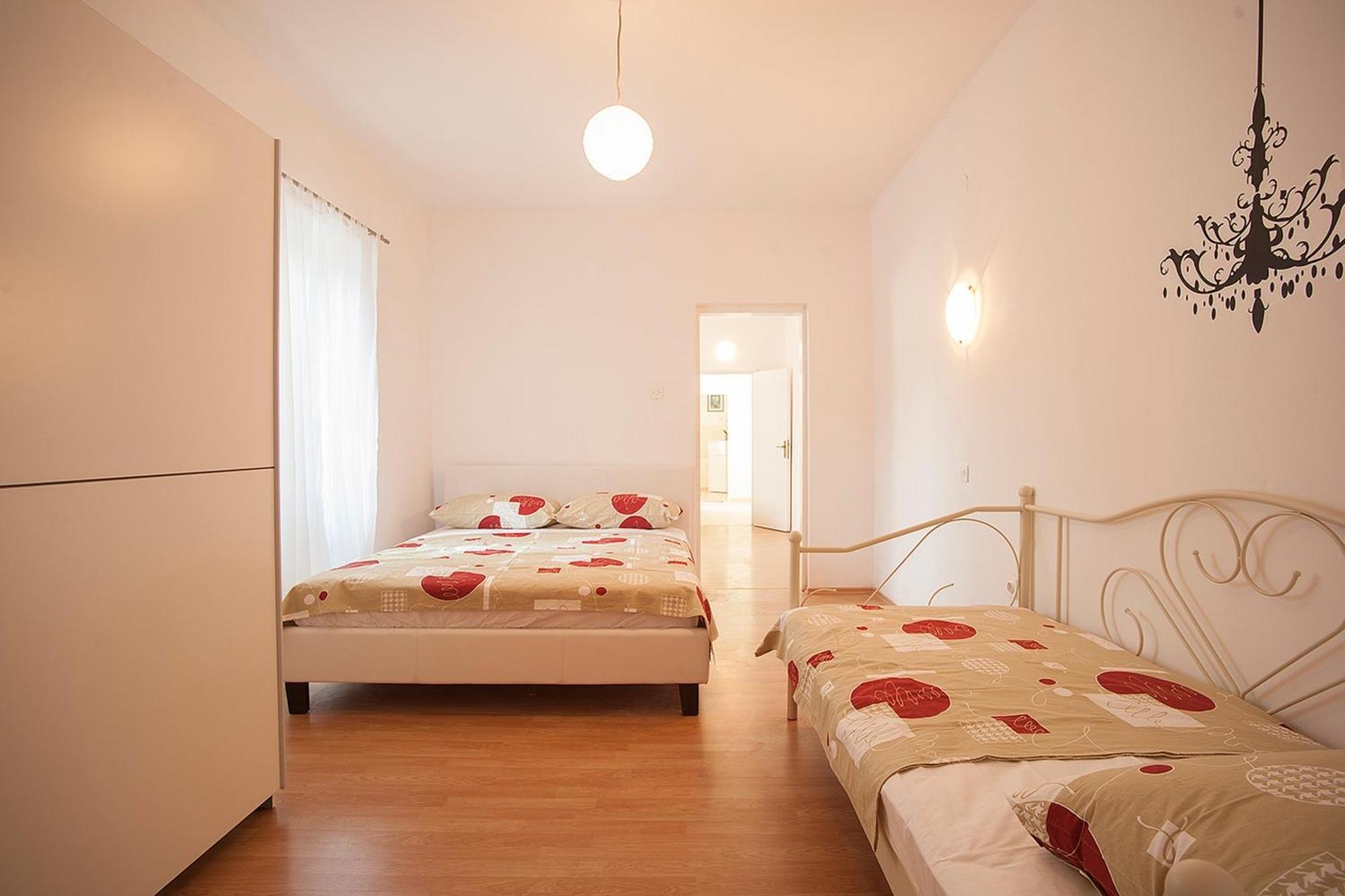 Apartment Dalmatian Garden Šibenik Dış mekan fotoğraf