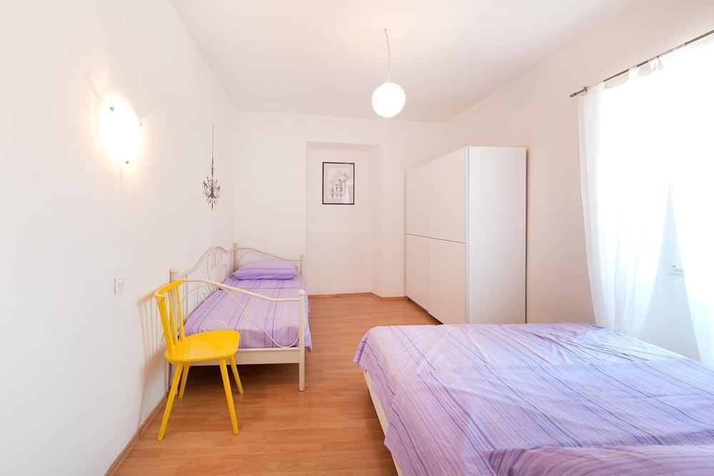 Apartment Dalmatian Garden Šibenik Oda fotoğraf