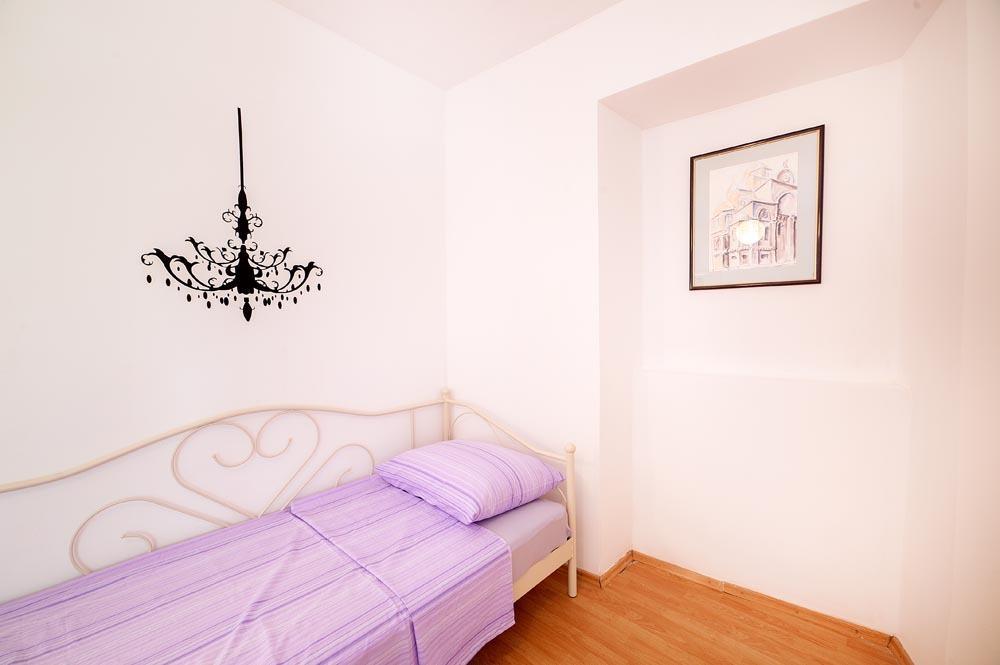 Apartment Dalmatian Garden Šibenik Oda fotoğraf